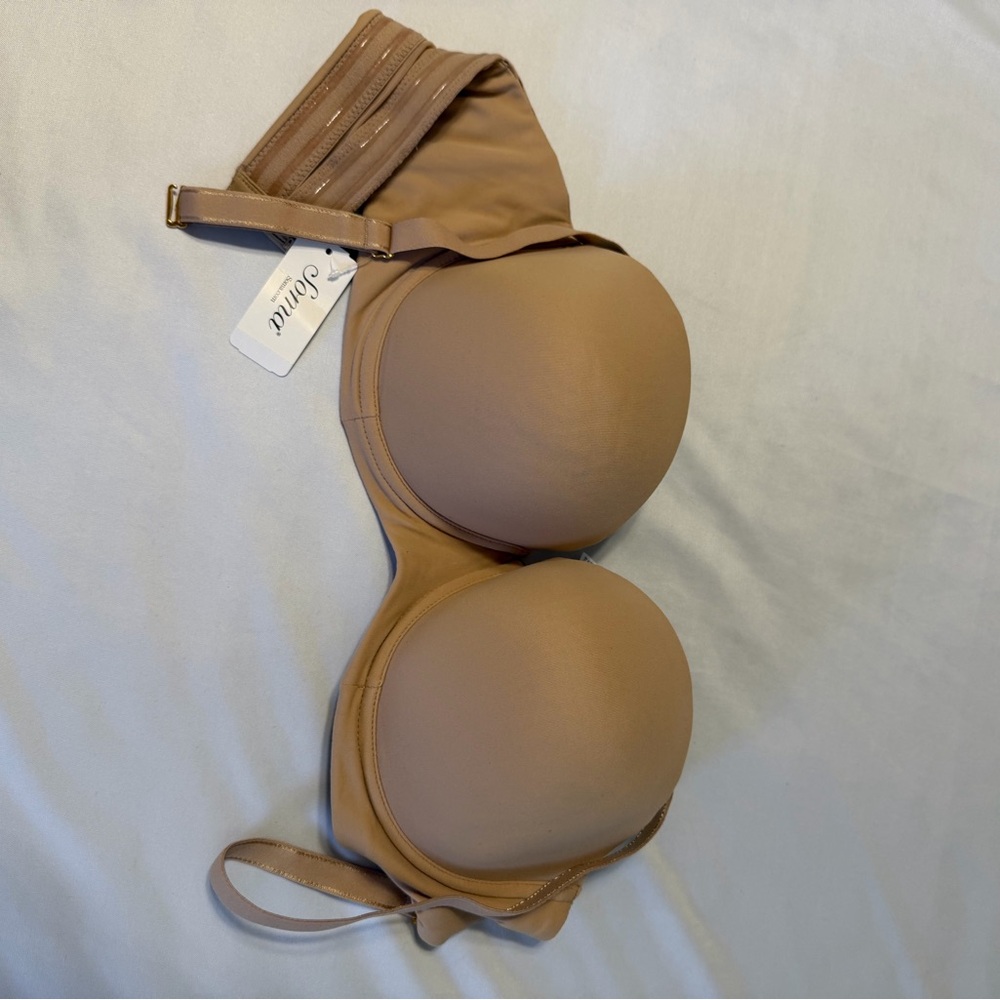 Soma Strapless Bra in Soft Beige